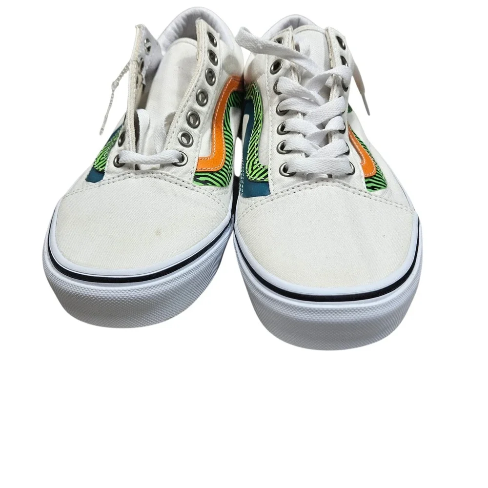 Vans NWOT Sneakers Low Top Casual Skate Shoes Sneakers White Blue Green M9 W10.5